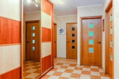 2-х комнатная квартира, ул.Уборевича, 124