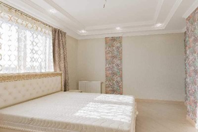 Трехкомнатная квартира в малиновке