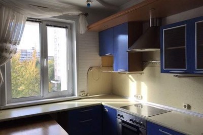 2-комн.  квартира,  5/5,  площадь:  общая 41.3 кв. м.,  жилая 40.5 кв. м.,  кухня 6.02 кв. м.,  с/у совмещенный,  хороший ремонт
