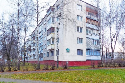Продается 1-я квартира на Уборевича,4