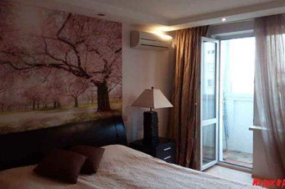 2-комн.  квартира,  Космонавтов ул,  42