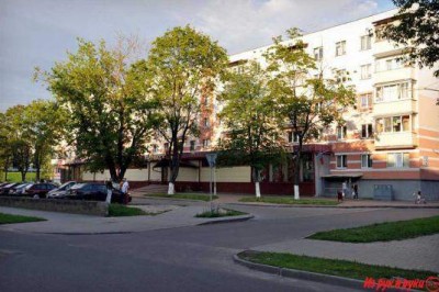 3-комн.  квартира,  Золотая Горка ул,  12,  3/5,  площадь:  общая 56,6 кв. м.,  жилая 37,01 кв. м.,  кухня 5,08 кв. м.,  с/у сов