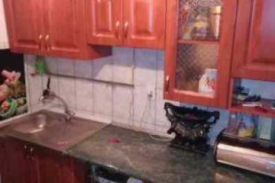 1-комн.  квартира,  Якубовского ул,  44,  1/9,  площадь:  общая 33.60 кв. м.,  жилая 17 кв. м.,  кухня 7.14 кв. м.,  с/у раздель