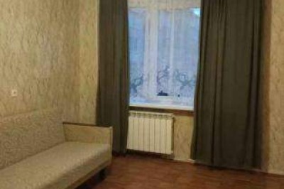 2-комн.  квартира,  Садовая ул,  2,  3/5,  площадь:  общая 48,6 кв. м.,  жилая 27,4 кв. м.,  кухня 6,6 кв. м.,  с/у раздельный,