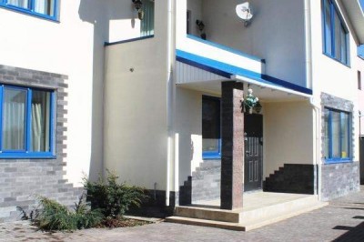 Купить трехкомнатную квартиру, Минск, Лынькова ул. 79А.