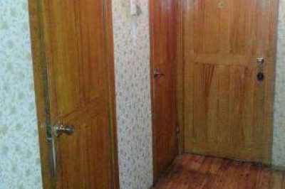 3-комн.  квартира,  Грушевская ул,  131,  1/5,  с/у раздельный,  балкон/лоджия